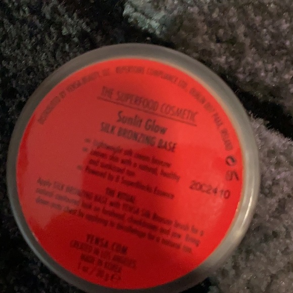 Yensa Sunlit Glow Bronzer - Picture 2 of 3